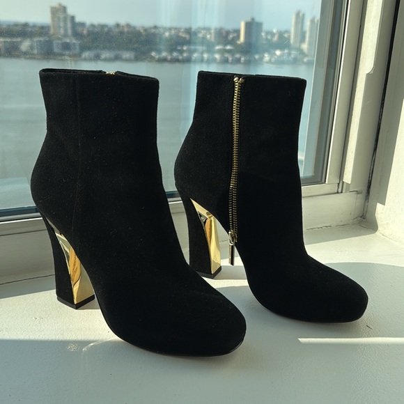 Karl Lagerfeld black and gold suade boot cut - Picture 3 of 9